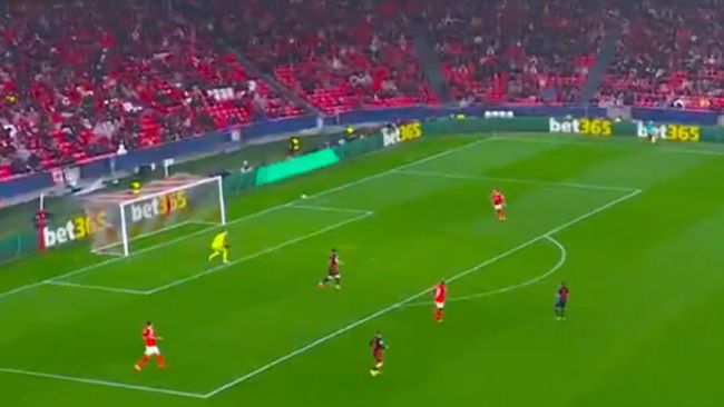 Barcelonas verrückter 5:4-Sieg hatte das vielleicht absurdeste Tor aller Zeiten in der Champions League