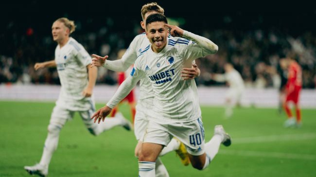 Wer ist Roony Bardghji, schwedischer Spieler aus Kopenhagen, der kurz vor seinem Wechsel zum FC Barcelona steht?