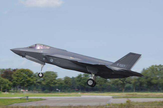 Niederländische und norwegische F-35 sollen NATO-Nachschubrouten in die Ukraine abschirmen