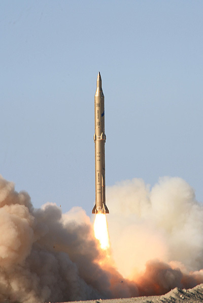 Iran beansprucht den ersten Einsatz der Sejil-Rakete bei Angriffen auf Israel