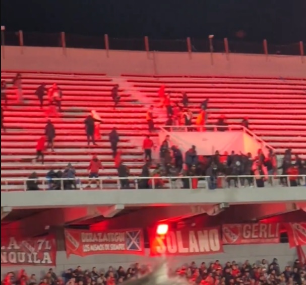 Argentinischer Klub in verheerende Schlägerei gegen CONMEBOL wegen "unfairer" Disqualifikation verwickelt