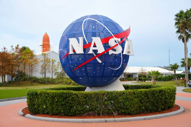 Die NASA kündigt eine permanente Basis im Wert von 20 Milliarden Dollar auf der Mondoberfläche an.