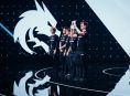 Team Spirit besiegt Team Falcons und stemmt die Trophäe für den Esports World Cup Dota 2