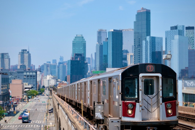 Der Gouverneur von New Jersey rechtfertigt während der Weltmeisterschaft 100-Dollar-Zugtickets aus New York: 