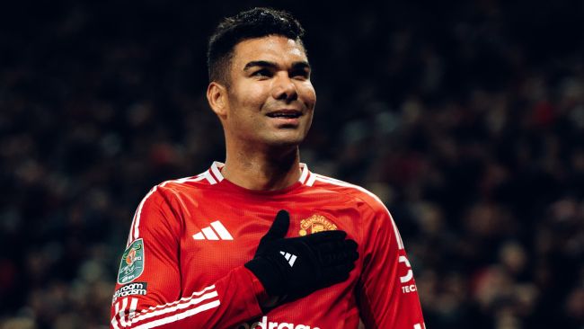 Manchester United kehrt mit einem 5:2-Sieg im ersten Spiel von Van Nistelrooy zu seiner Form zurück