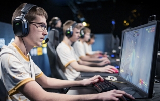 OWCS World Finals 2025: Die erste Ausscheidungsrunde steht fest, hier ist, wer gef&auml;hrdet ist