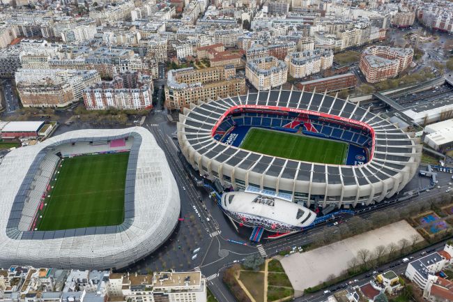 2026 beginnt mit einem Doppelspiel des Pariser Derbys zwischen PSG und Paris FC