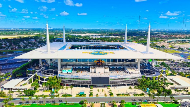 UEFA trifft die "bedauerliche Entscheidung", Spiele der LaLiga und der Serie A in Miami und Australien auszutragen