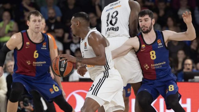 Real Madrid gewinnt den epischen EuroLeague Clásico mit einem Dreier in letzter Sekunde und zwei Verlängerungen