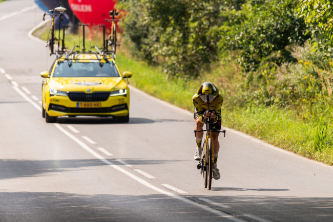 Team-Visma-Chef sagt, die Tour de France sei nach nächtlichen Anti-Doping-Kontrollen, die Vingegaard betroffen hatten, "manipuliert"