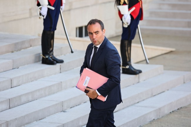 Lecornu übersteht Misstrauensvotum knapp