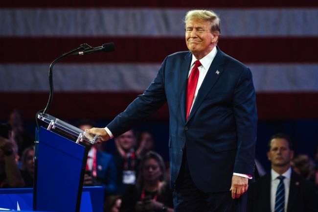 Trump offen für erneute Bombardierung des Iran wegen nuklearer Bedenken