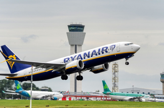 Ryanair ist offen, Starlink in Zukunft zu nutzen, trotz Musk-Fehde