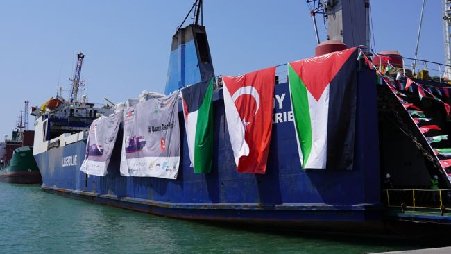 Schiff mit Hilfsgütern und Aktivisten nach Gaza von Drohnen angegriffen