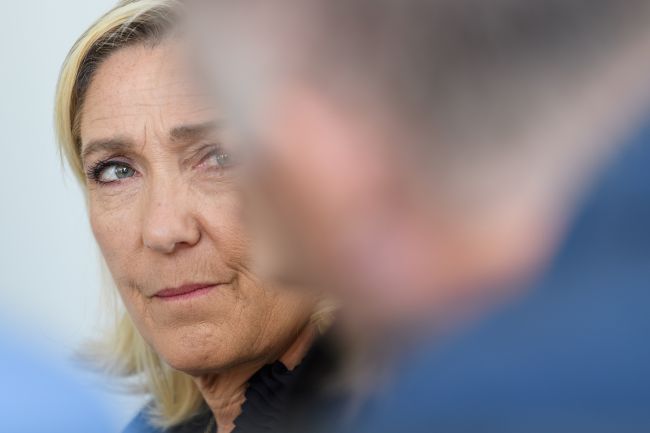 Rassemblement National stellt sich hinter Le Pen