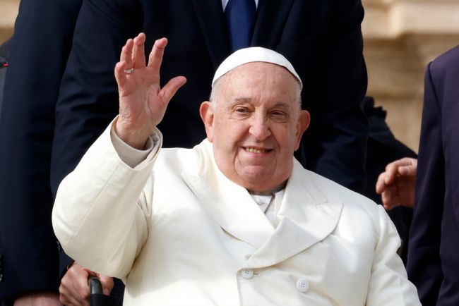 Papst Franziskus stirbt im Alter von 88 Jahren: Internationale Staats- und Regierungschefs reagieren