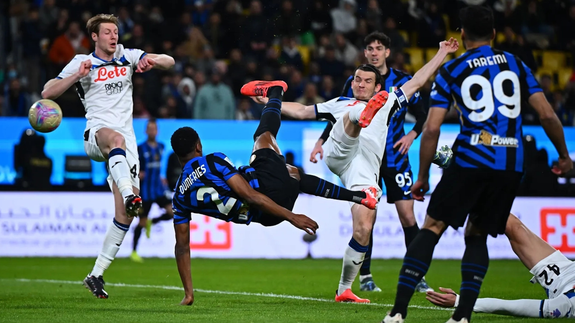 Dumfries besiegt Atalanta mit einem Doppelpack, Inter Mailand erreicht das Finale des italienischen Supercups