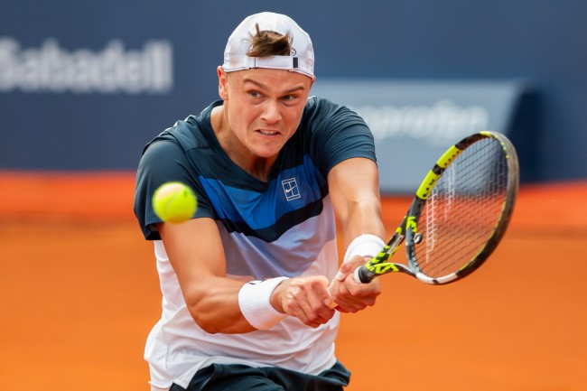 Holger Rune beschwert sich über "respektlose" Fans beim Sieg Spaniens gegen Dänemark im Davis Cup
