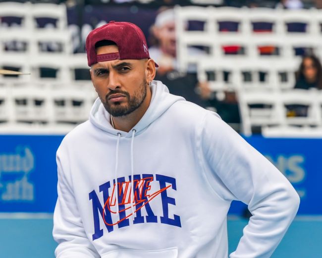 Nick Kyrgios greift Jannik Sinner erneut an, aber selbst seine Fans haben genug von seinem Verhalten