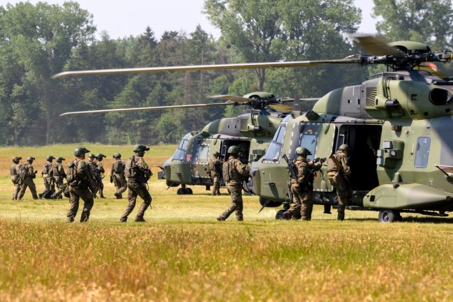 Deutschland genehmigt 50 Milliarden Euro Verteidigungsausgaben-Blitz