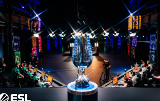 IEM Cologne 2026: Team Vitality, Team Falcons, Furia, Mouz und weitere in Toppositionen f&uuml;r Playoff-Pl&auml;tze