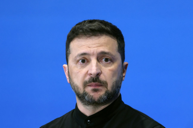 Selenskyj warnt Europa, sich auf Drohnenangriffe durch nichtstaatliche Akteure vorzubereiten: "Sie kosten keine Milliarden mehr"