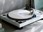 Audio-Technica pr&auml;sentiert das wei&szlig;e Modell AT-LP120XBT-USB-Plattenspieler