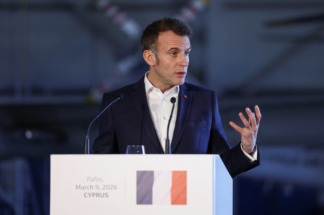 Frankreich wird fast ein Dutzend Kriegsschiffe in den Nahen Osten entsenden, betrachtet Hormuz-Eskortmission