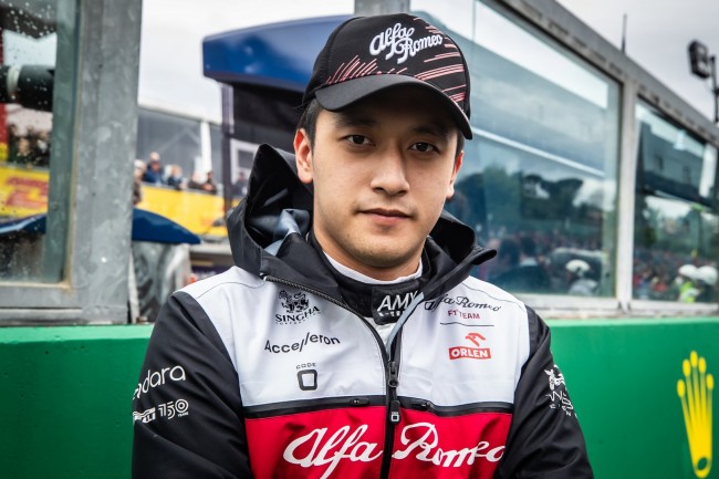 Der ehemalige Alfa Romeo/Sauber F1-Fahrer Zhou Guanyu stößt als Ersatzfahrer zu Cadillac