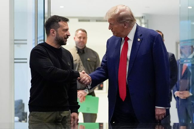 Selenskyj drängt auf einen Deal mit Trump und bietet Seltene Erden für die Sicherheit an
