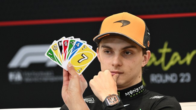 Oscar Piastri, George Russell und Alex Albon hielten eine "UNO"-Meisterschaft "mit fragwürdigen Regeln"