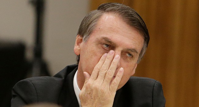 Bolsonaro greift zu Büchern, um Gefängnisstrafen zu verkürzen