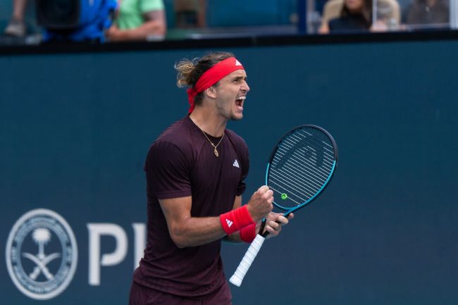 Zverev rechtfertigt sich: "Ich möchte für die guten Dinge, die ich außerhalb des Tennisplatzes tue, in Erinnerung bleiben"