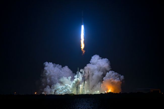 Jeff Bezos' Blue Origin aus dem All geerdet