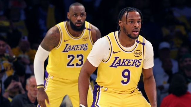 Bronny und LeBron James, Vater und Sohn, schreiben NBA-Geschichte