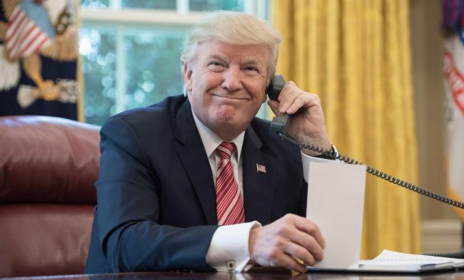 Trump verrät, er habe mit Putin gesprochen: "Er will, dass die Menschen aufhören zu sterben"