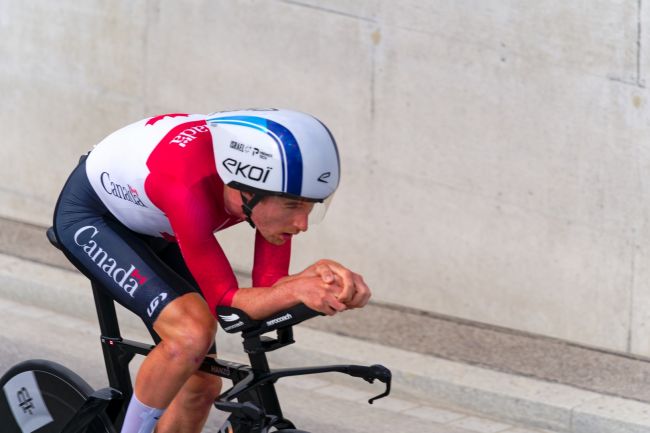 Kanadischer Radfahrer, der Israel-Premier Tech aus persönlichen Überzeugungen verlassen hat, sieht sich mit einer Schadensersatzklage in Höhe von 30 Millionen Euro konfrontiert