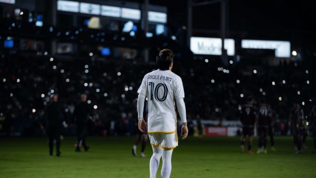 LA Galaxy-Star Riqui Puig wird aufgrund seiner anhaltenden Knieverletzung erst 2027 spielen