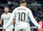 Kylian Mbapp&eacute; zollt Cristiano Ronaldo Tribut, indem er den Torrekord f&uuml;r Real Madrid einstellt