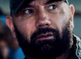 Dave Bautista und der Hauptautor von Stray enthüllen Cat Assassin 