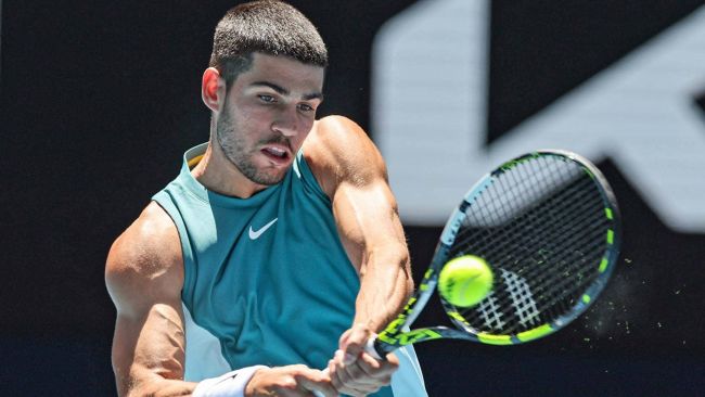 Bestätigt: Carlos Alcaraz wird wegen Verletzungsrisiko, die seine Teilnahme bei den Australian Open gefährden könnte, nicht im Davis Cup spielen