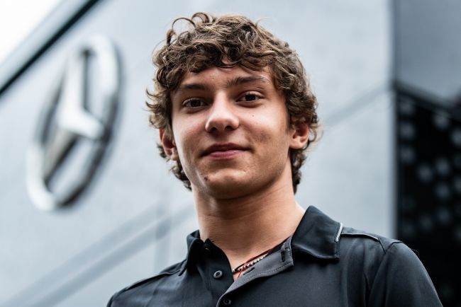 Andrea Kimi Antonelli wird mit der 