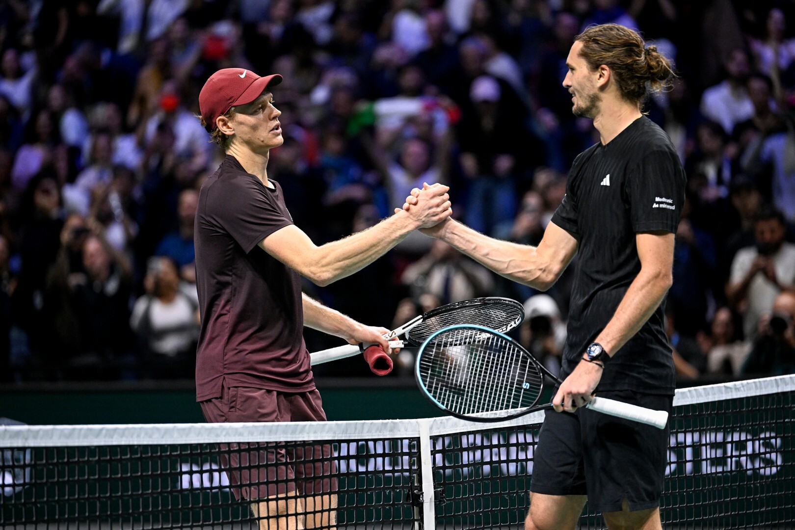Jannik Sinner und Alexander Zverev treffen am Sonntag im Wimbledon-Finale erneut aufeinander