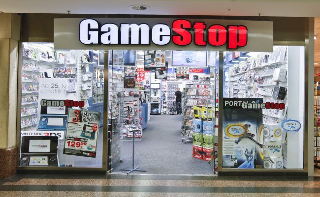 Die Kämpfe von GameStop gehen weiter, da weitere Ladenschließungen angekündigt werden