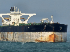 Russland setzt ein U-Boot ein, um einen &Ouml;ltanker zu sch&uuml;tzen, der die Sanktionen umgeht