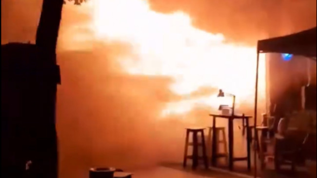 Feuer in einem Nachtclub in Bangkok führt zu 27 Todesopfern und 63 Verletzten: Sicherheitsvorschriften in Thailand erneut in Frage gestellt