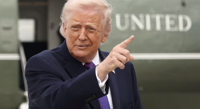 Trump verspricht jedem erwachsenen Amerikaner 5000 Dollar, falls die Republikaner die Zwischenwahlen gewinnen