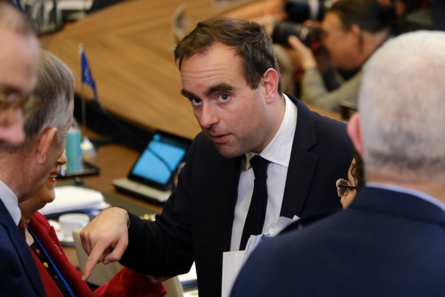 Macron ernennt Lecornu erneut zum Premierminister