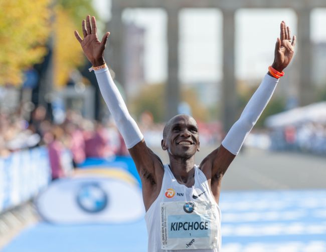 Kipchoge enthüllt seine "World Tour" beim Übergang von Elite-Marathons: "Laufen, um der Menschheit zu dienen"... in der Antarktis