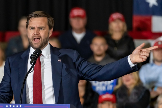 Vance besteht darauf, dass Trump einen langwierigen Iran-Krieg "nicht zulassen" werde